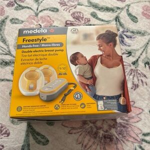 Medela Freestyle Double Electric Breast Pump - Yellow and White